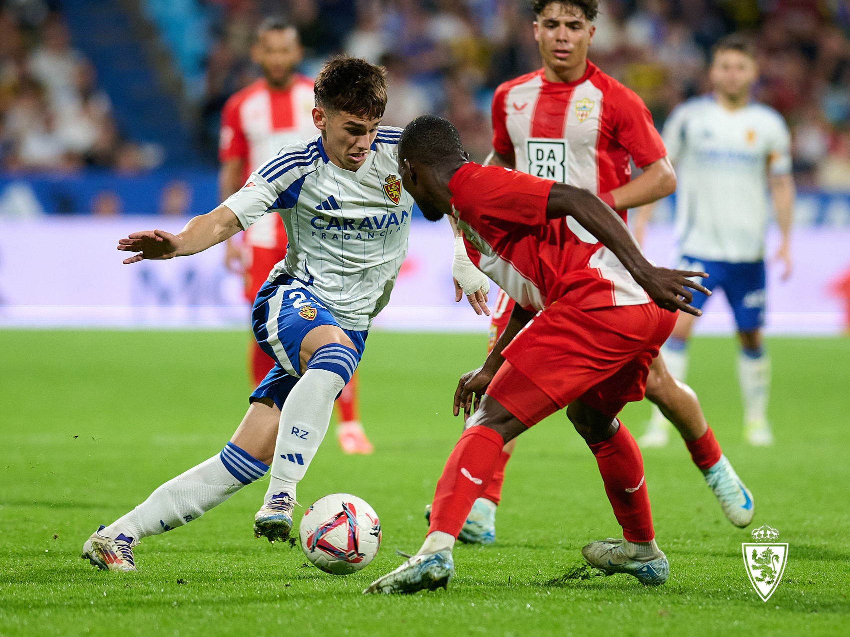 Nhận định soi kèo Almeria vs Zaragoza lúc 23h30 ngày 11/10/2025